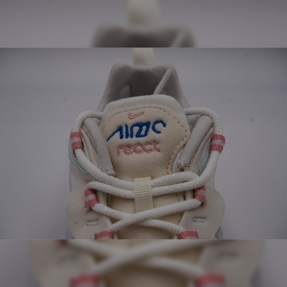 SOLD!!! Women's Nike Air Max 270 React - Picture 7 of 9